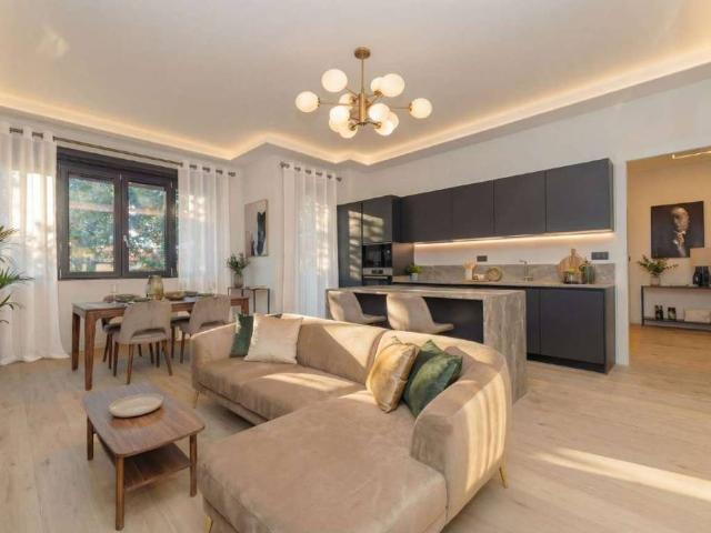 Appartamento in vendita a Milano MI