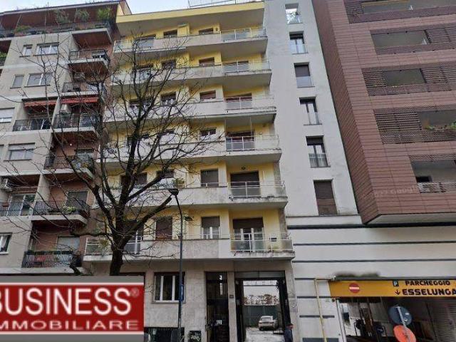 Appartamento in vendita a Milano MI