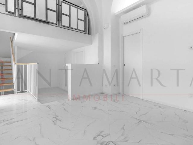 Appartamento in vendita a Milano MI