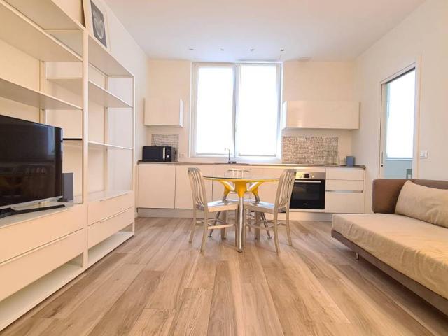Appartamento in vendita a Milano MI