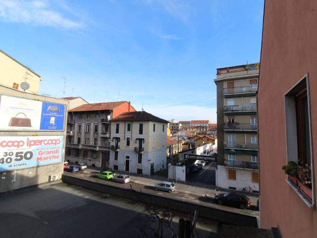 Appartamento in vendita a Milano MI