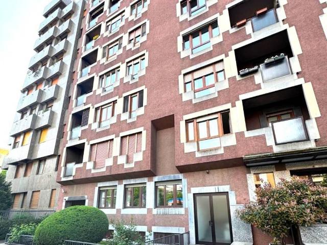 Appartamento in vendita a Milano MI