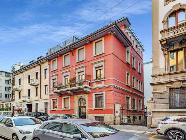 Appartamento in vendita a Milano MI