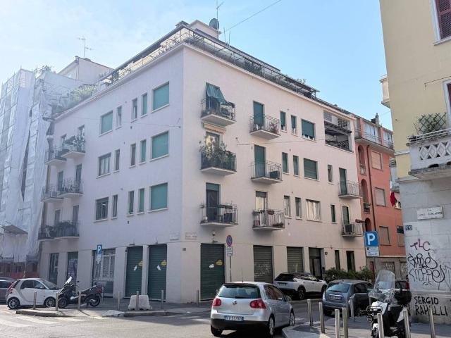 Appartamento in vendita a Milano MI