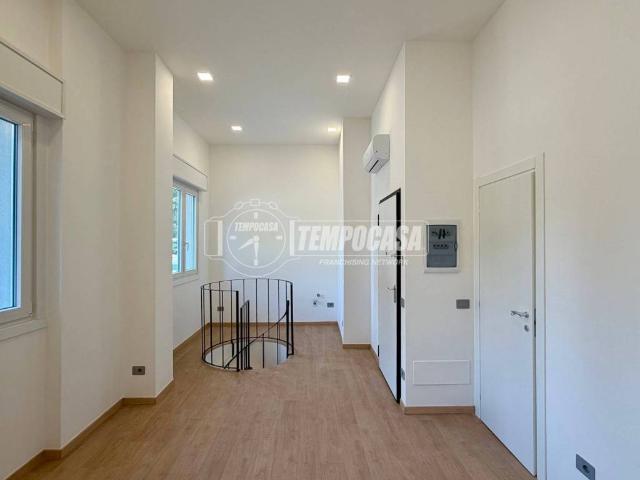 Appartamento in vendita a Milano MI