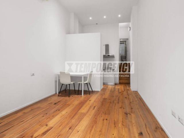 Appartamento in vendita a Milano MI
