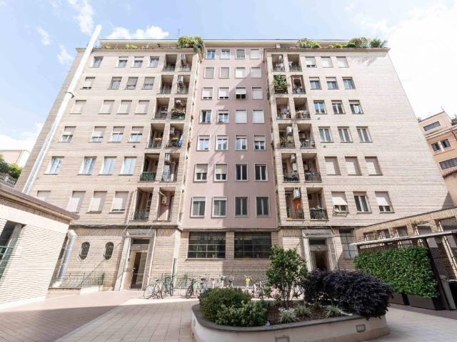 Appartamento in vendita a Milano MI