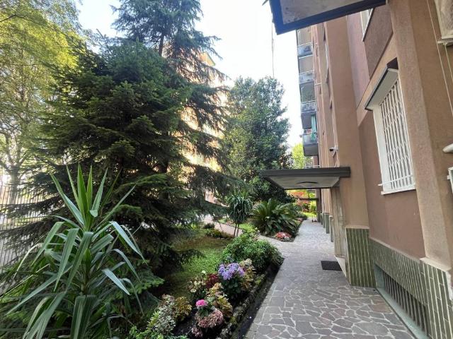 Appartamento in vendita a Milano MI