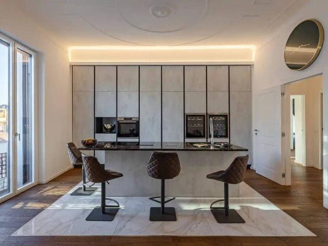 Appartamento in vendita a Milano MI