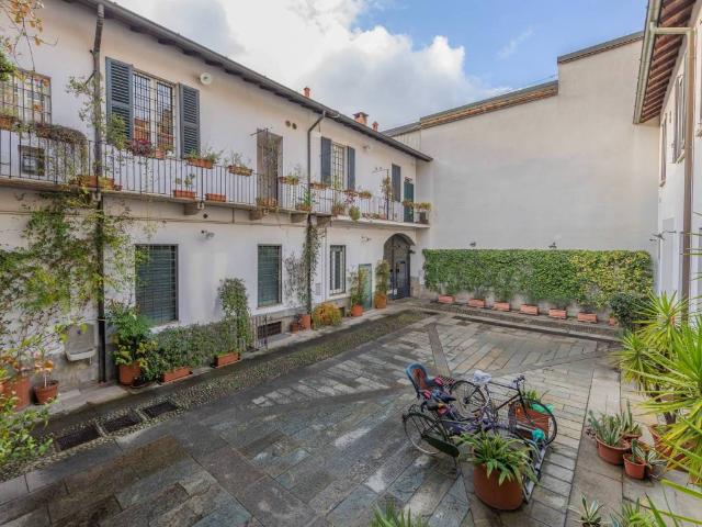 Appartamento in vendita a Milano MI