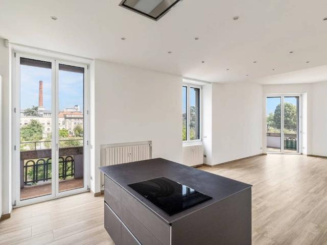 Appartamento in vendita a Milano MI
