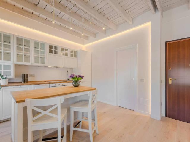 Appartamento in vendita a Milano MI