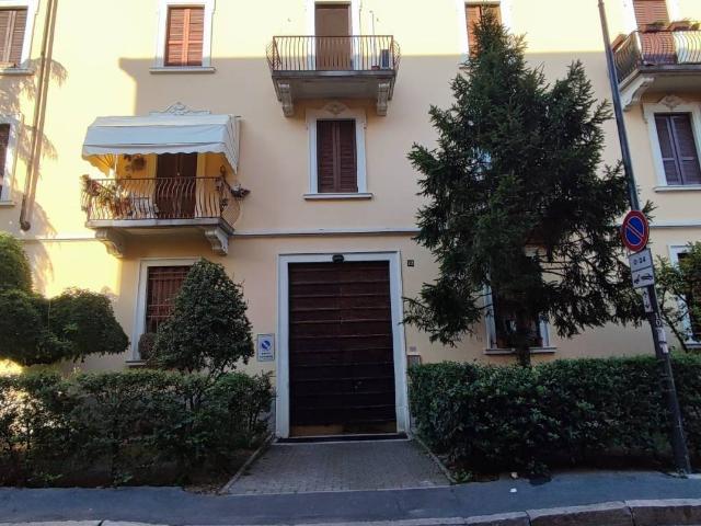 Appartamento in vendita a Milano MI