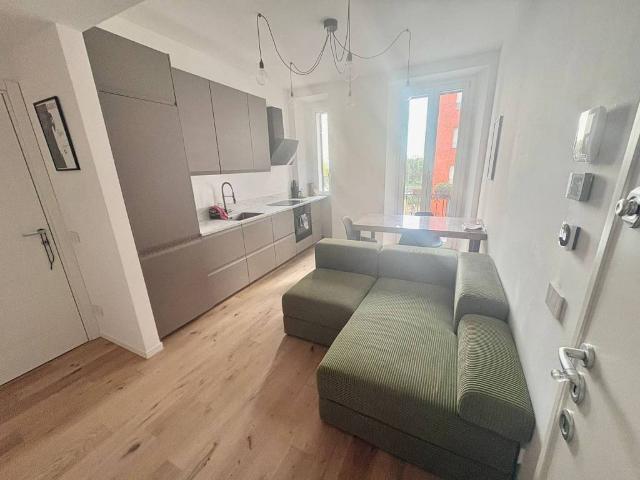 Appartamento in vendita a Milano MI