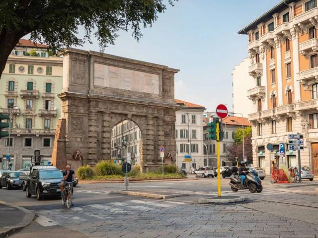 Appartamento in vendita a Milano MI