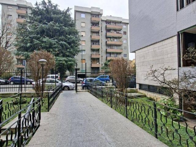 Appartamento in vendita a Milano MI