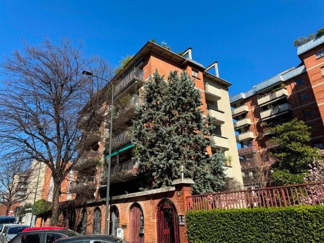 Appartamento in vendita a Milano MI