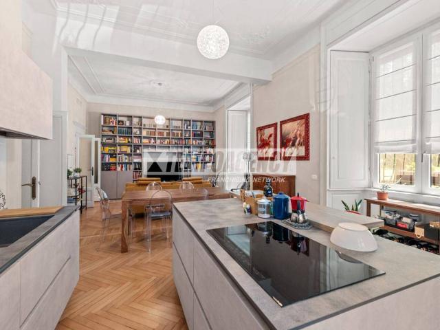 Appartamento in vendita a Milano MI