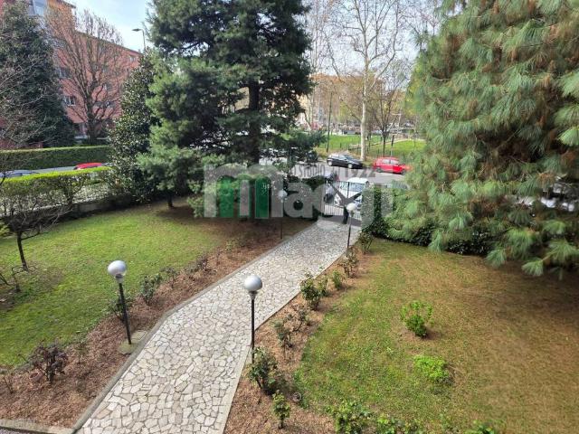 Appartamento in vendita a Milano MI