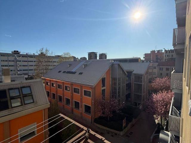 Appartamento in vendita a Milano MI