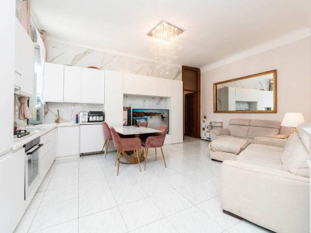 Appartamento in vendita a Milano MI
