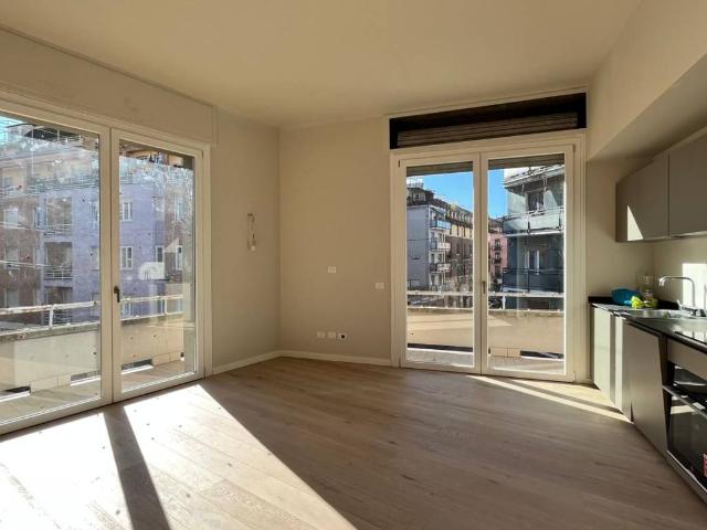 Appartamento in vendita a Milano MI