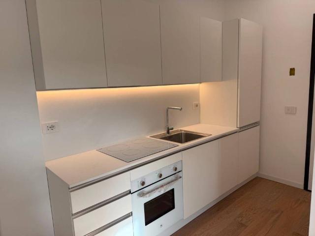 Appartamento in vendita a Milano MI