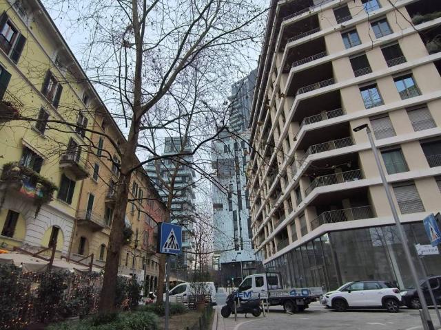 Appartamento in vendita a Milano MI