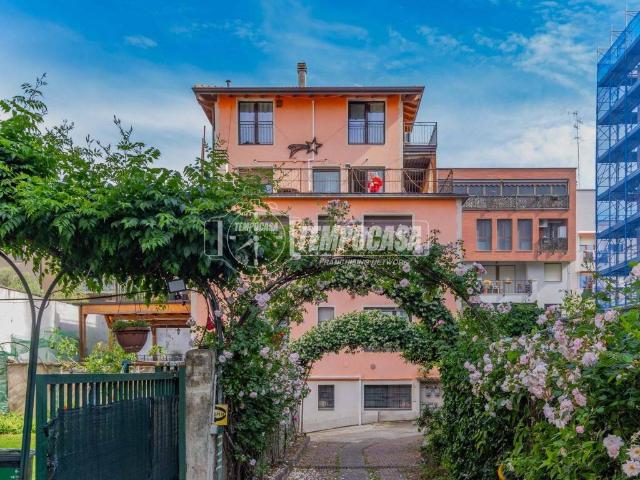 Appartamento in vendita a Milano MI