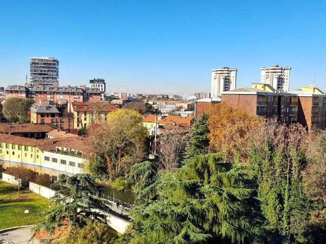 Appartamento in vendita a Milano MI