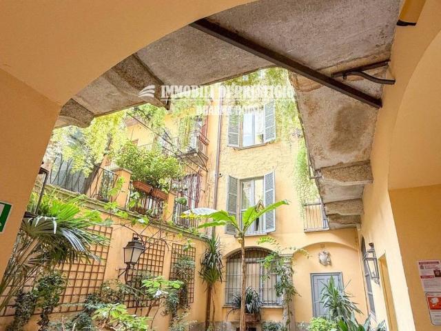 Appartamento in vendita a Milano MI