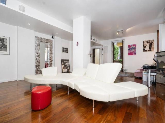 Appartamento in vendita a Milano MI