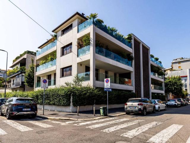 Appartamento in vendita a Milano MI