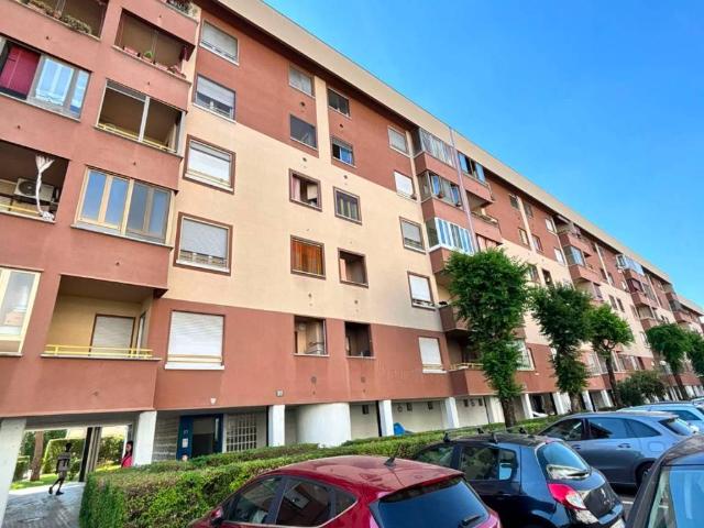Appartamento in vendita a Milano MI
