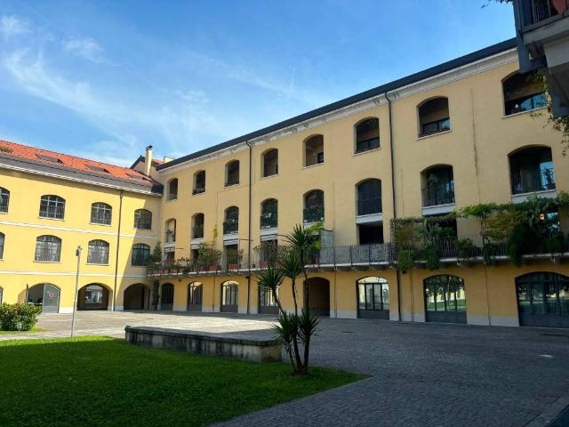 Appartamento in vendita a Milano MI