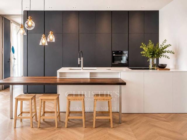 Appartamento in vendita a Milano MI