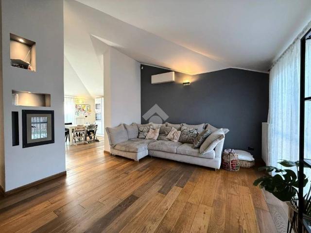 Appartamento in vendita a Milano MI