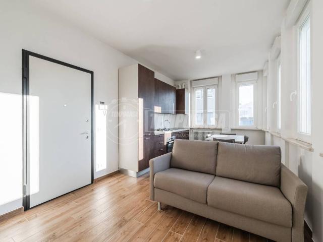 Appartamento in vendita a Milano MI