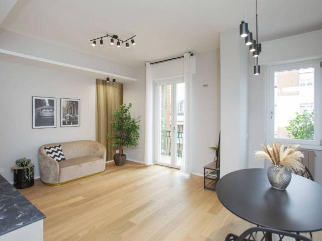 Appartamento in vendita a Milano MI