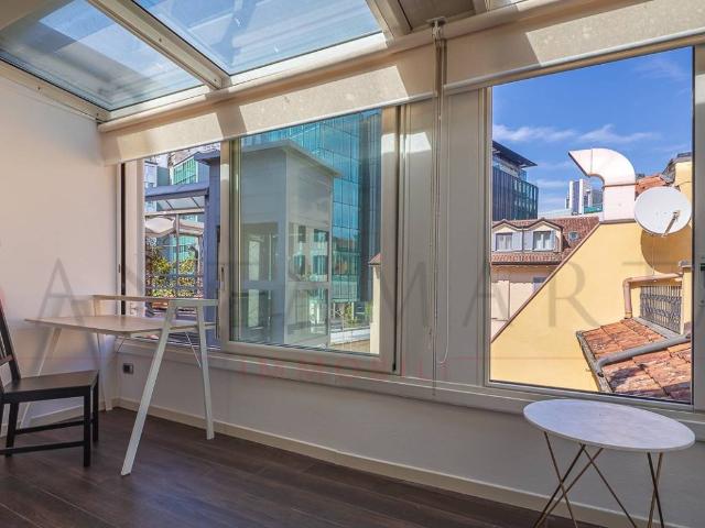 Appartamento in vendita a Milano MI