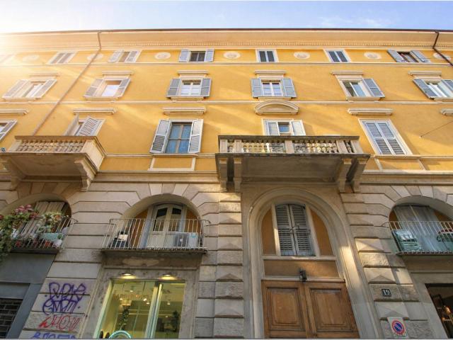 Appartamento in vendita a Milano, P.ta Genova
