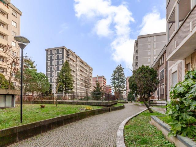 Appartamento in vendita a Milano, Ripamonti