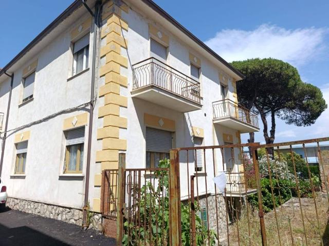 Appartamento in vendita a Minturno LT