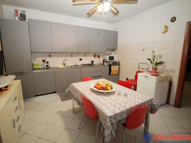 Appartamento in vendita a Misinto MB