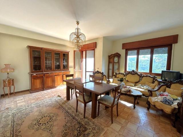 Appartamento in vendita a Mirabella Eclano AV