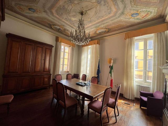Appartamento in vendita a Modena