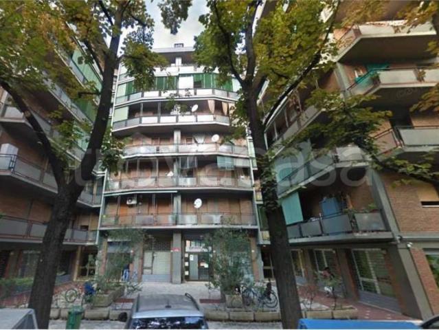 Appartamento in vendita a Modena viale Gramsci, 243, Sacca Stazione