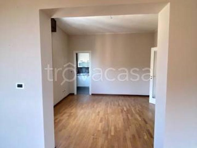 Appartamento in vendita a Modena, Viali