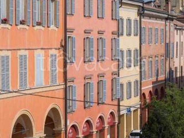 Appartamento in vendita a Modena, Centro Storico