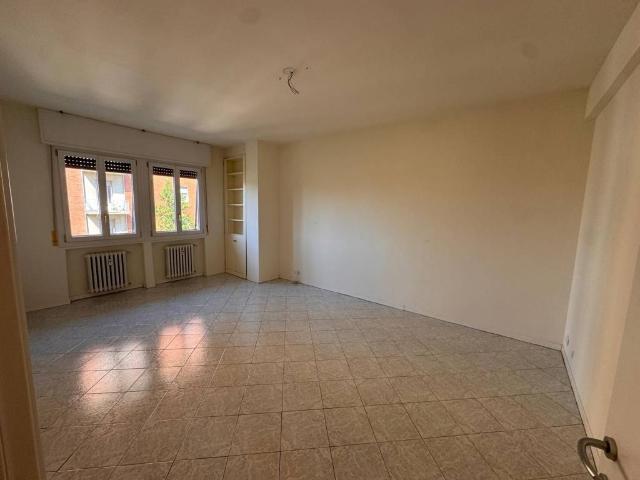 Appartamento in vendita a Modena MO